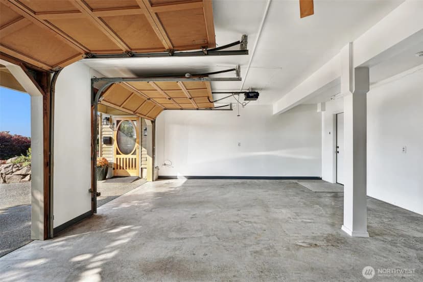 Property photo for 12520 9th Avenue Nw, Seattle photo 40