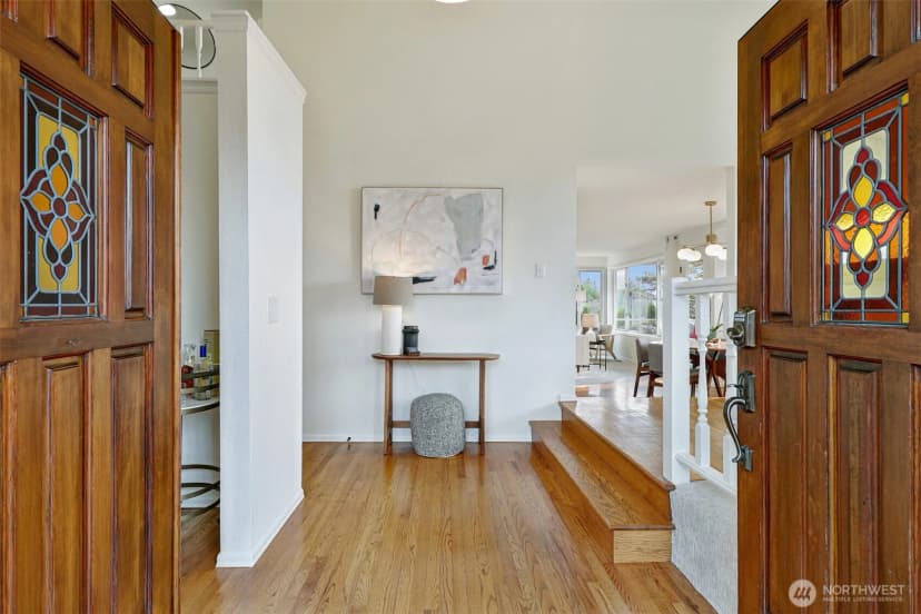 Property photo for 12520 9th Avenue Nw, Seattle photo 4