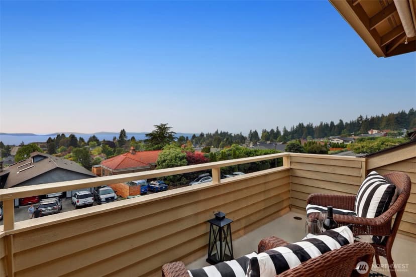 Property photo for 12520 9th Avenue Nw, Seattle photo 26