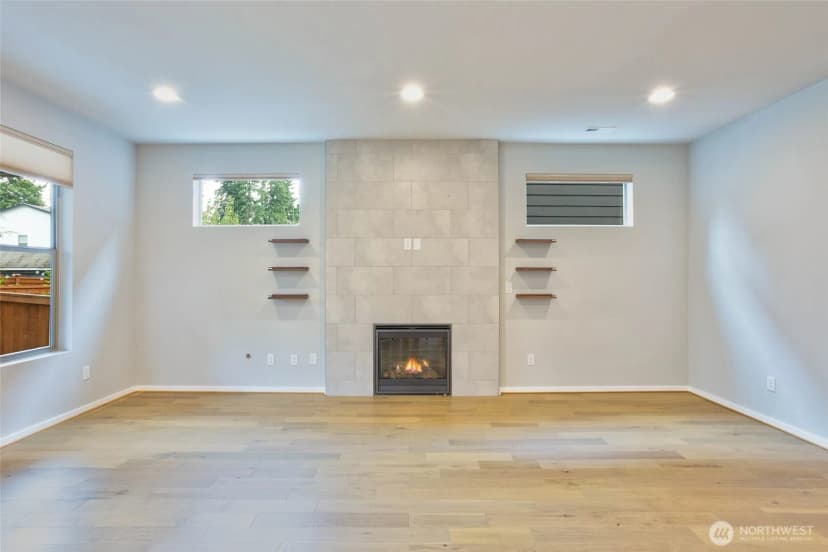 Property photo for 29 151st Street Sw, Lynnwood photo 3