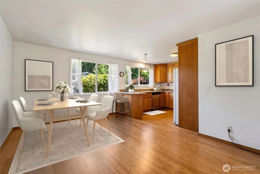 Property photo for 12055 25th Avenue Ne, Seattle photo 12