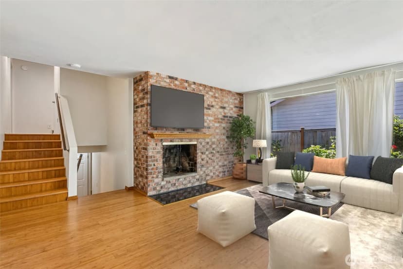 Property photo for 12055 25th Avenue Ne, Seattle photo 15