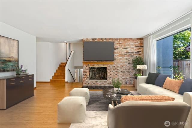 Property photo for 12055 25th Avenue Ne, Seattle photo 5