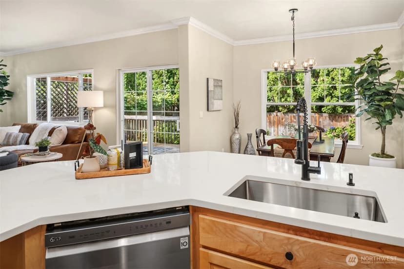 Property photo for 170 B Nw Dogwood Street, Issaquah photo 10
