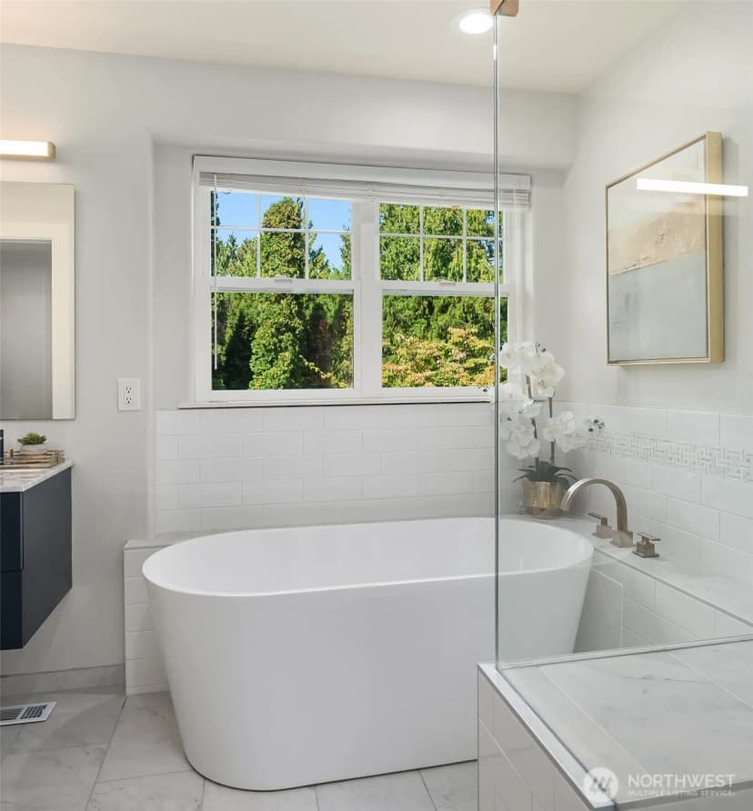 Property photo for 170 B Nw Dogwood Street, Issaquah photo 18
