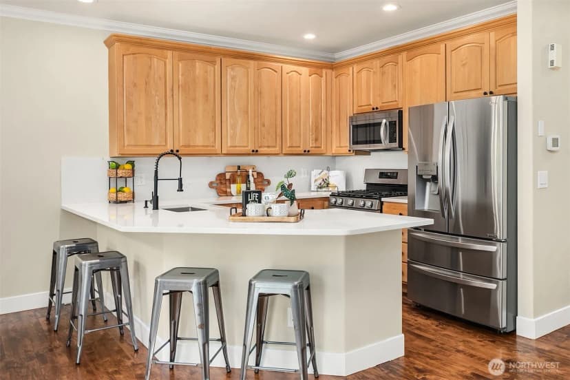 Property photo for 170 B Nw Dogwood Street, Issaquah photo 6