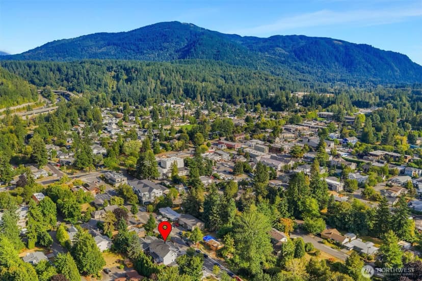 Property photo for 170 B Nw Dogwood Street, Issaquah photo 37