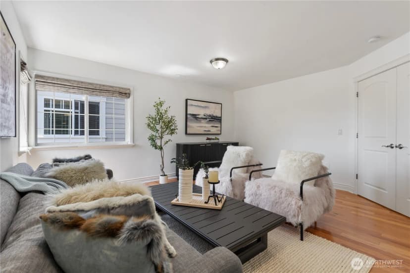Property photo for 13914 Se 88th Place, Newcastle photo 32