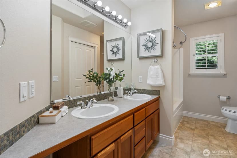 Property photo for 13914 Se 88th Place, Newcastle photo 27