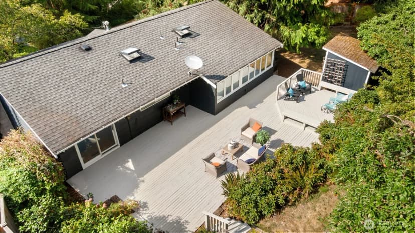Property photo for 3712 79th Avenue Se, Mercer Island photo 14