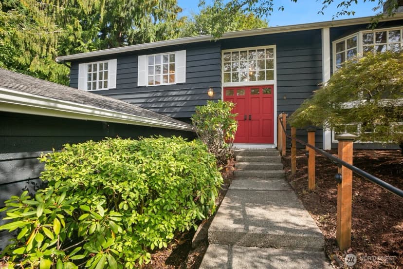 Property photo for 3712 79th Avenue Se, Mercer Island