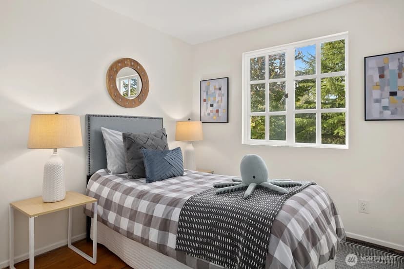 Property photo for 3712 79th Avenue Se, Mercer Island photo 26