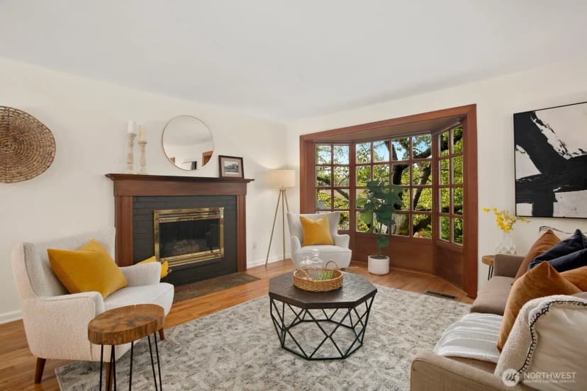 Property photo for 3712 79th Avenue Se, Mercer Island photo 5