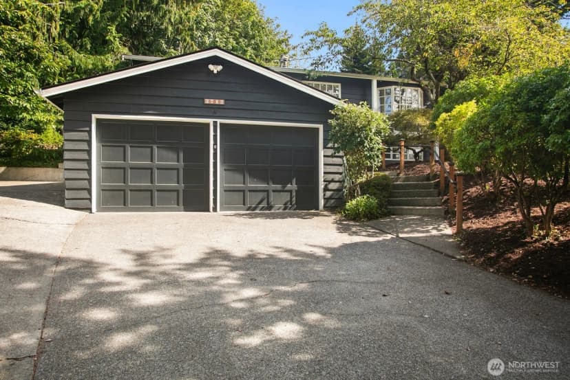 Property photo for 3712 79th Avenue Se, Mercer Island photo 33