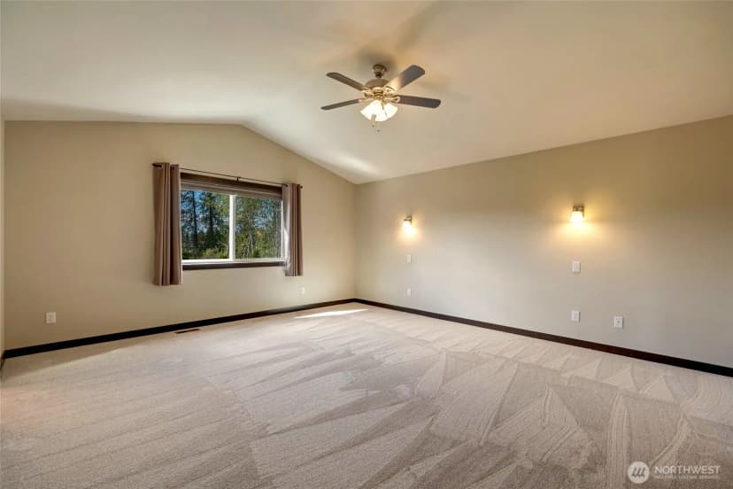 Property photo for 17614 82nd Drive Ne, Arlington photo 21