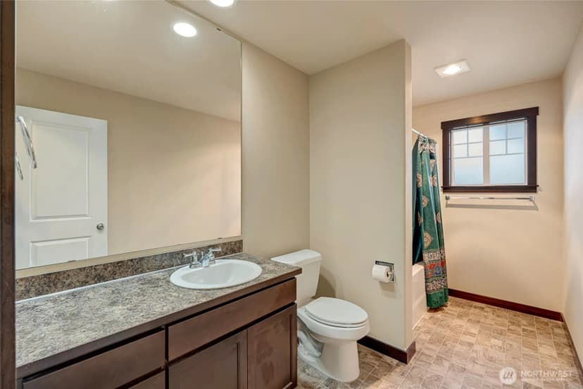 Property photo for 17614 82nd Drive Ne, Arlington photo 32