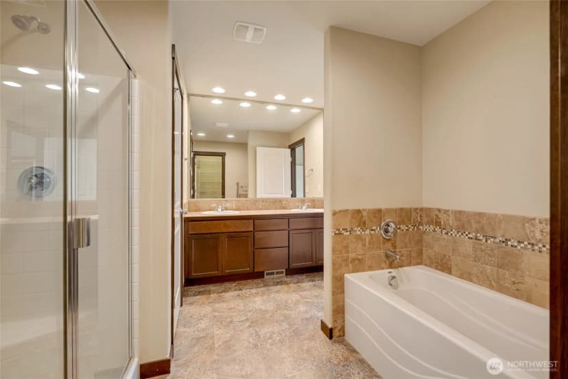 Property photo for 17614 82nd Drive Ne, Arlington photo 24