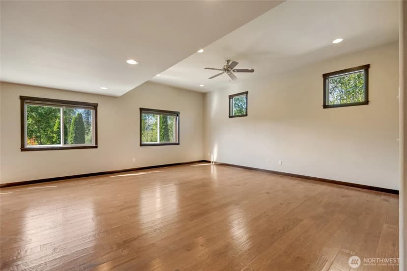 Property photo for 17614 82nd Drive Ne, Arlington photo 6