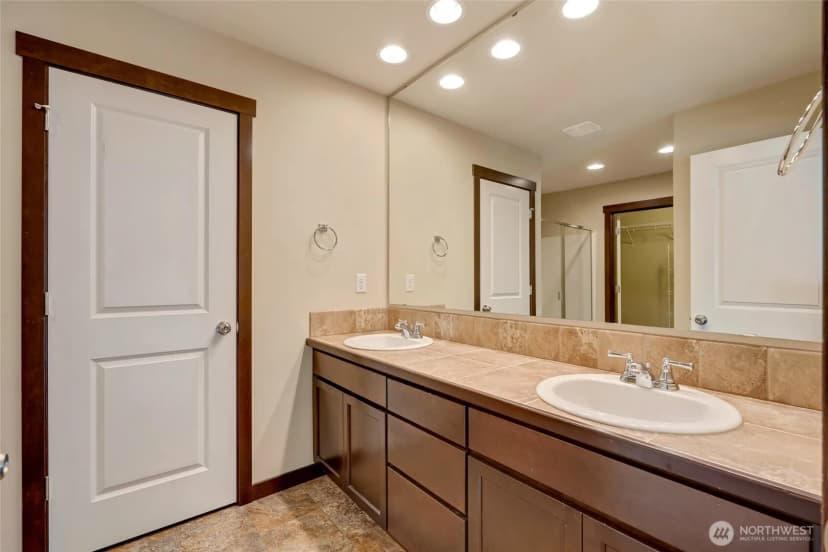 Property photo for 17614 82nd Drive Ne, Arlington photo 23