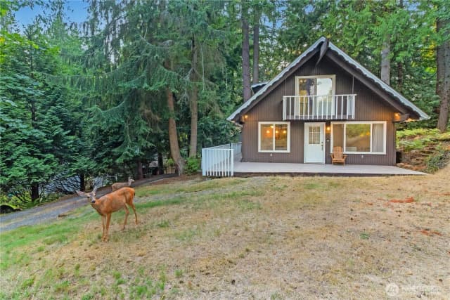 Property photo for 56 Sudden Valley Drive, Bellingham photo 2