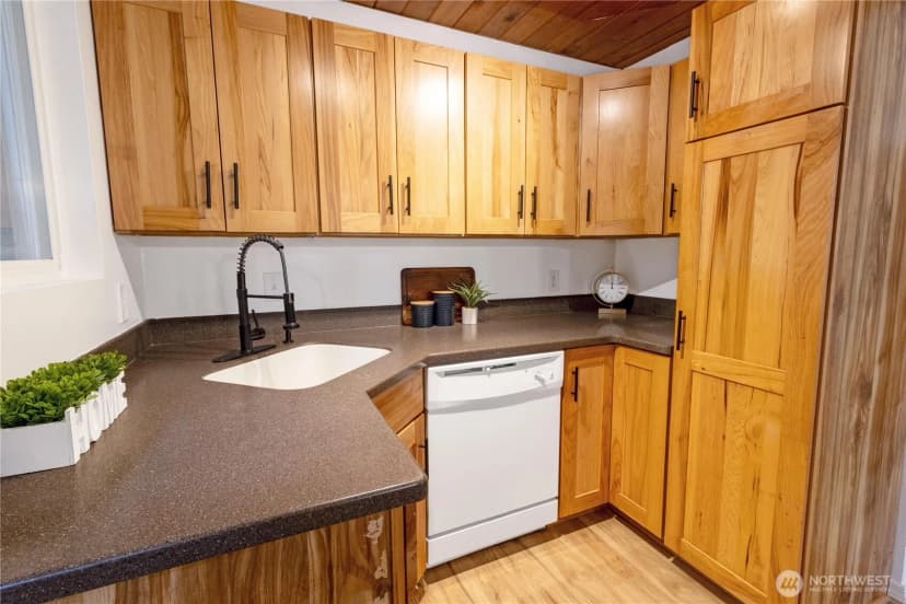 Property photo for 56 Sudden Valley Drive, Bellingham photo 12