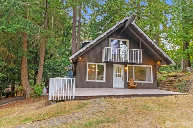 Property photo for 56 Sudden Valley Drive, Bellingham photo 3