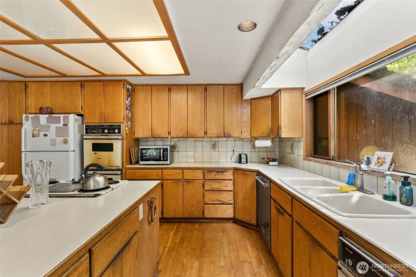 Property photo for 21819 92nd Avenue S, Kent photo 6