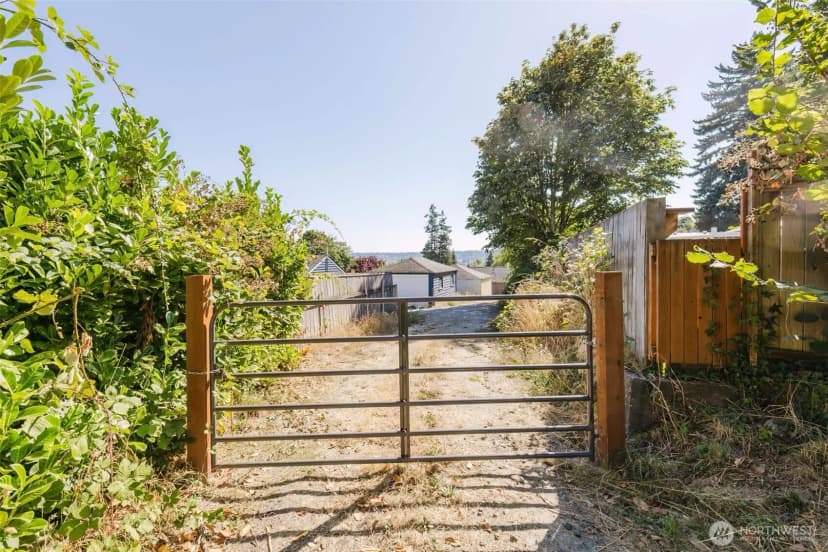 Property photo for 132 N Cambrian, Bremerton photo 23
