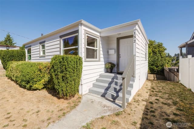 Property photo for 132 N Cambrian, Bremerton photo 3