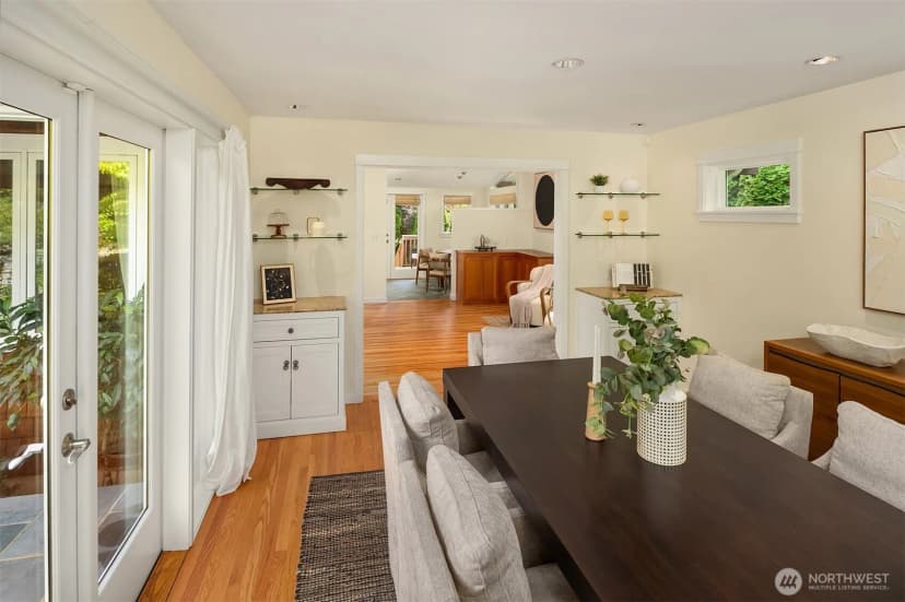 Property photo for 4510 48th Avenue Ne, Seattle photo 13