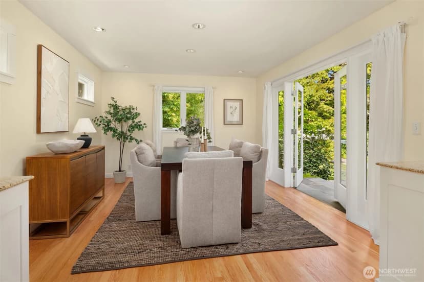 Property photo for 4510 48th Avenue Ne, Seattle photo 12