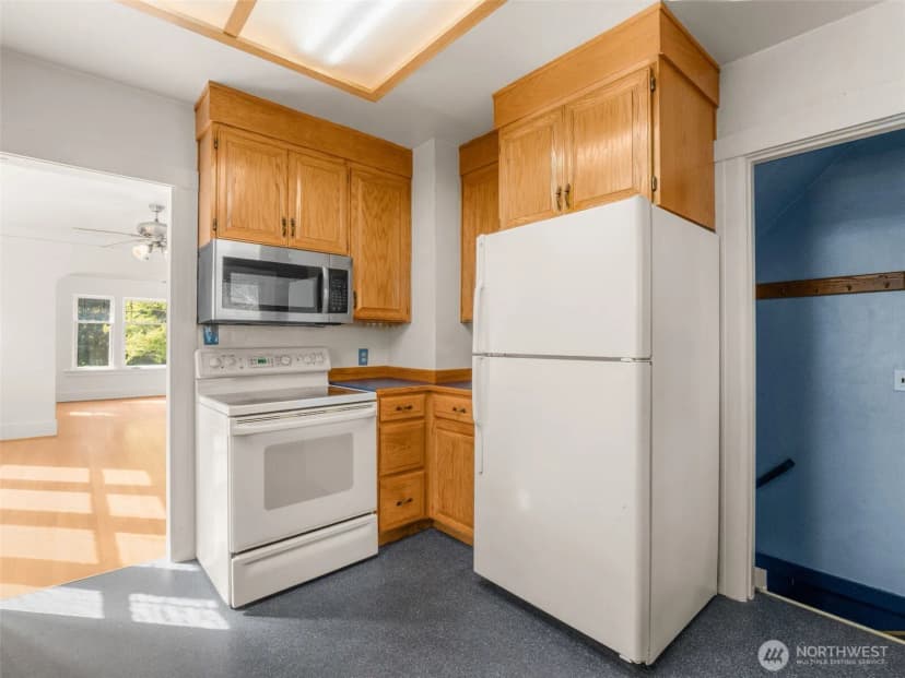 Property photo for 7332 17th Avenue Ne, Seattle photo 11