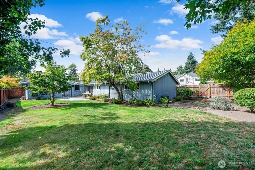 Property photo for 11006 Se 31st Street, Bellevue photo 30