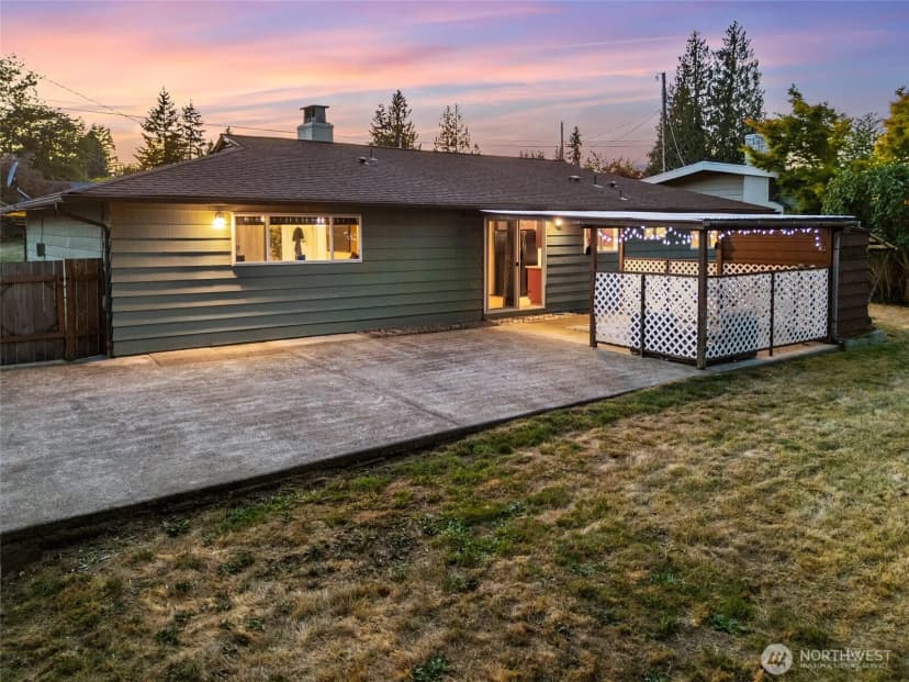 Property photo for 22405 40th Place W, Mountlake Terrace photo 20