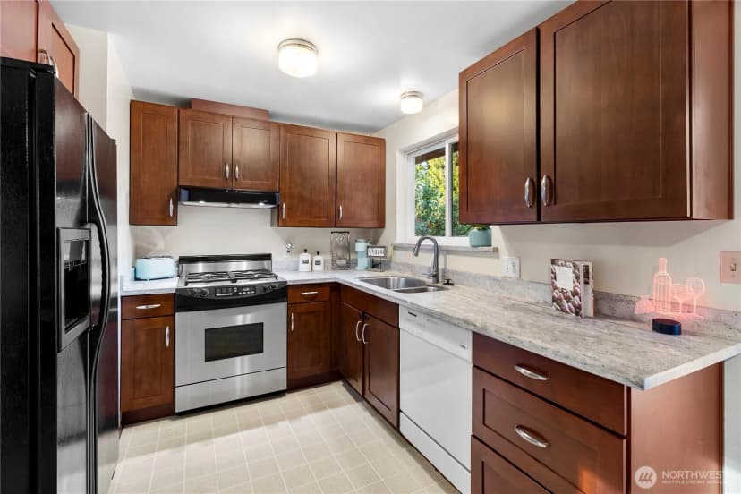 Property photo for 22405 40th Place W, Mountlake Terrace photo 7