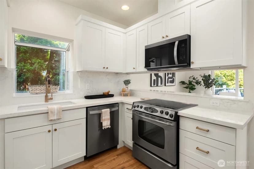 Property photo for 13205 Ne 201st Court, Woodinville photo 14