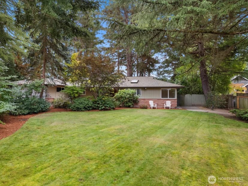 Property photo for 2203 Sw 120th Street, Burien photo 34