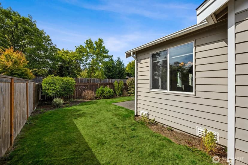 Property photo for 11314 3rd Avenue Ct E, Tacoma photo 25