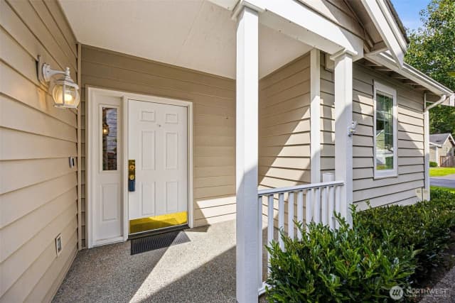 Property photo for 11314 3rd Avenue Ct E, Tacoma photo 4