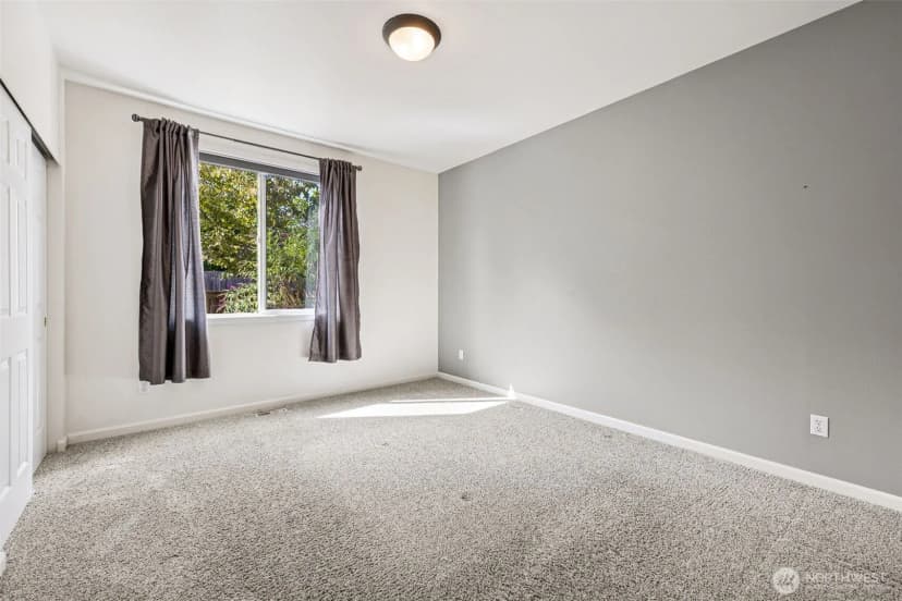 Property photo for 11314 3rd Avenue Ct E, Tacoma photo 16