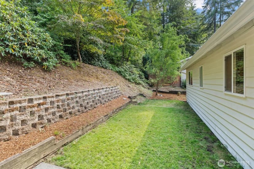 Property photo for 15504 180th Avenue Ne, Woodinville photo 25