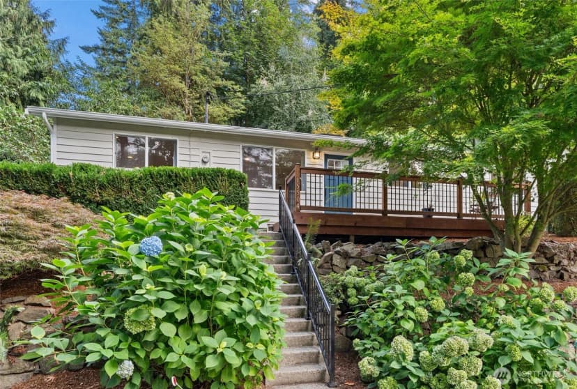 Property photo for 15504 180th Avenue Ne, Woodinville