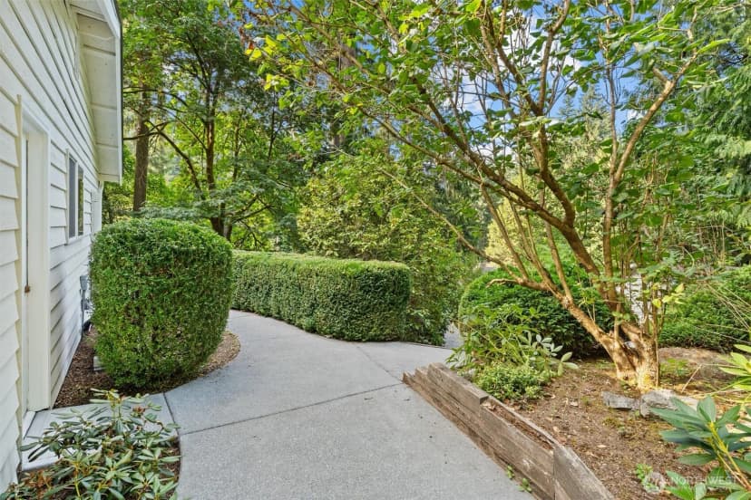 Property photo for 15504 180th Avenue Ne, Woodinville photo 27