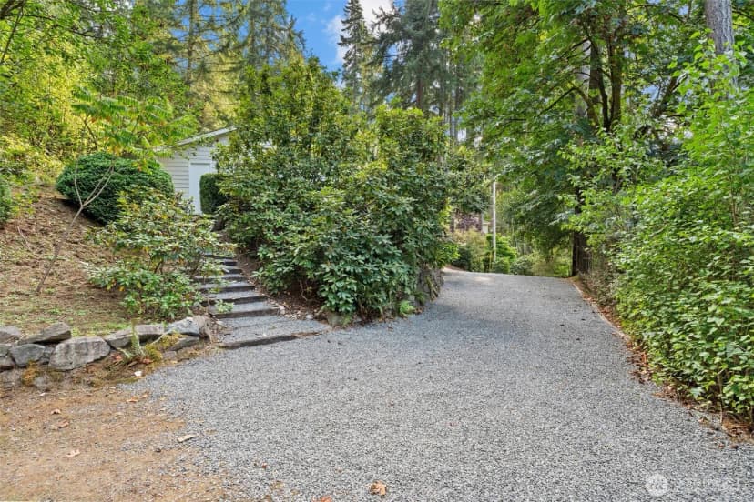 Property photo for 15504 180th Avenue Ne, Woodinville photo 34