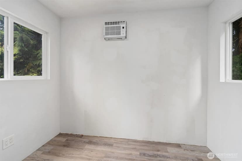 Property photo for 15504 180th Avenue Ne, Woodinville photo 31