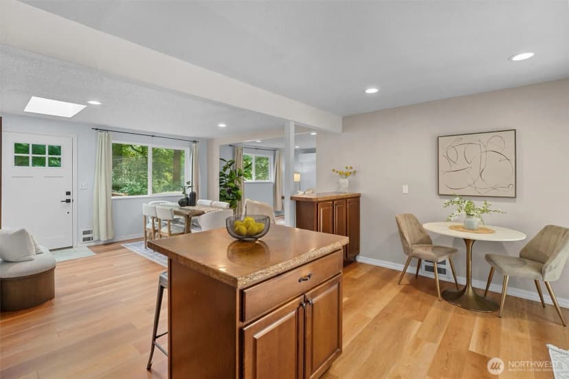 Property photo for 15504 180th Avenue Ne, Woodinville photo 13