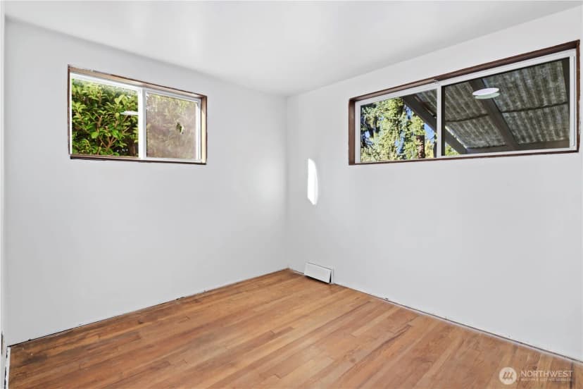 Property photo for 14857 Wallingford Avenue N, Shoreline photo 11