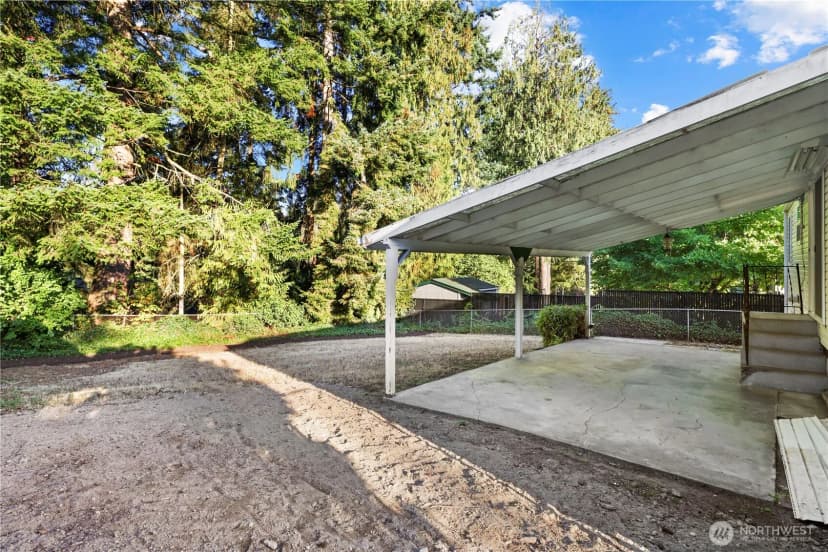 Property photo for 14857 Wallingford Avenue N, Shoreline photo 17