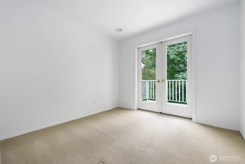 Property photo for 2720 Se 118th Avenue #302, Bellevue photo 19