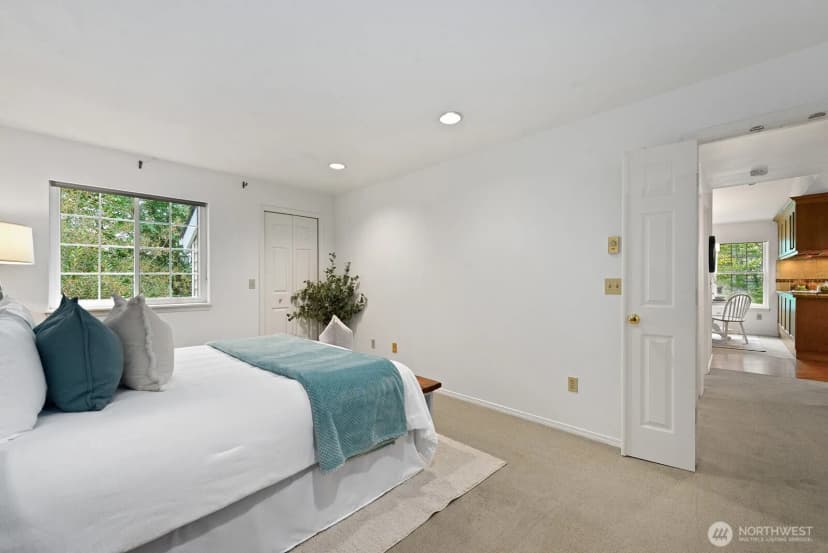 Property photo for 2720 Se 118th Avenue #302, Bellevue photo 16